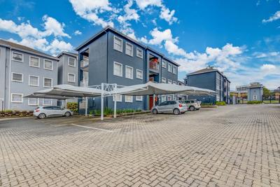 Apartment / Flat For Rent in Ferndale, Randburg